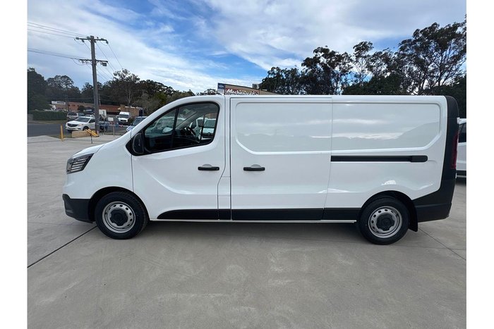 2024 Renault Trafic Pro X82 MY24 Glacier White (369)