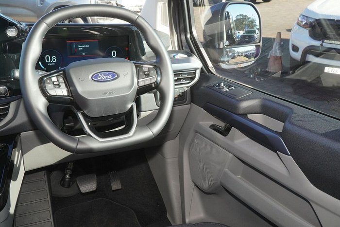 2025 Ford Tourneo Active