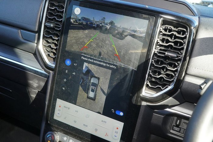 2025 Ford Everest Trend