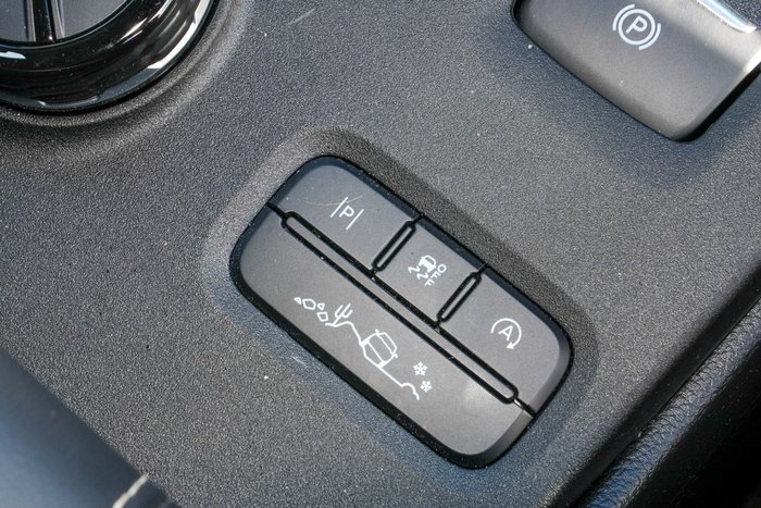 2025 Ford Everest Platinum