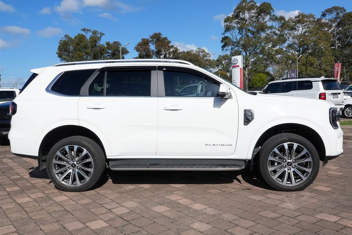 2025 Ford Everest Platinum