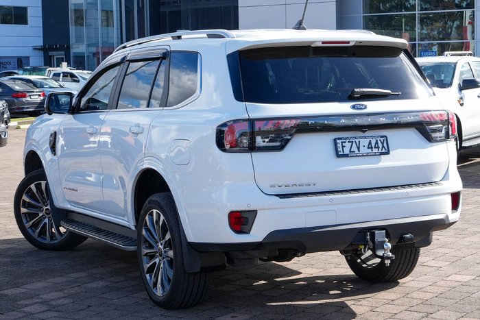 2025 Ford Everest Platinum