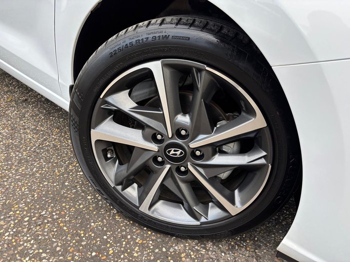 2022 Hyundai i30 Elite