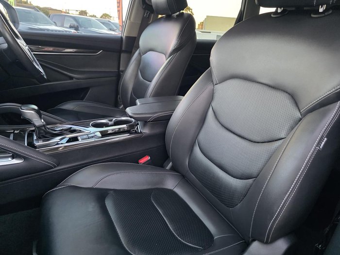 2023 LDV D90 Executive