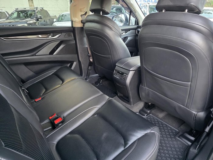 2023 LDV D90 Executive