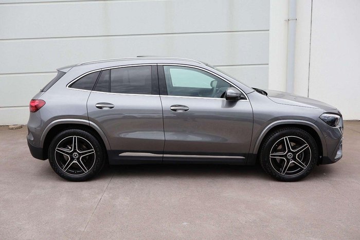2025 Mercedes-Benz GLA-Class GLA200