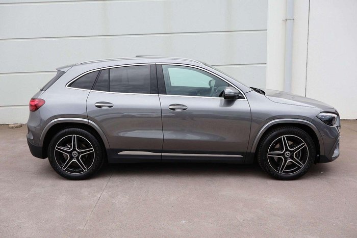 2025 Mercedes-Benz GLA-Class GLA200