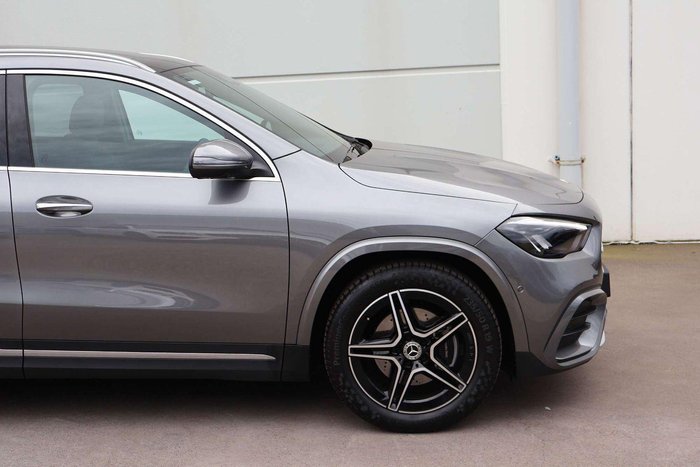 2025 Mercedes-Benz GLA-Class GLA200