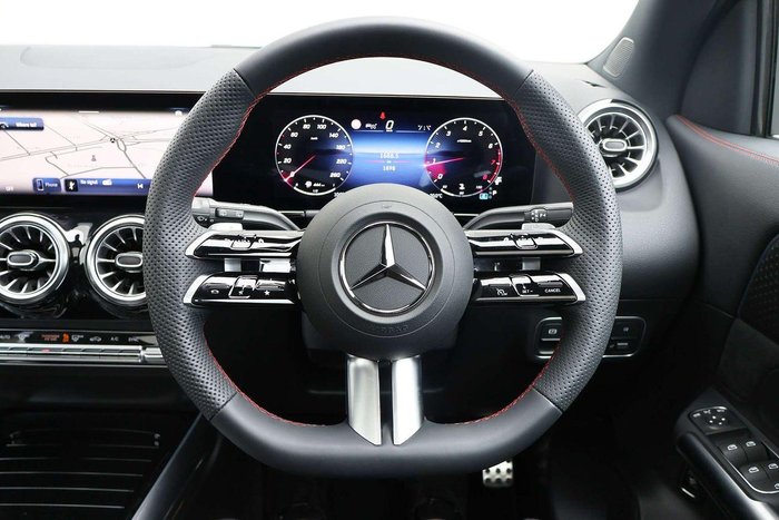 2025 Mercedes-Benz GLA-Class GLA200