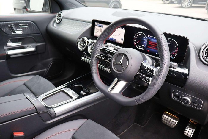 2025 Mercedes-Benz GLA-Class GLA200
