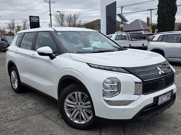 2023 Mitsubishi Outlander