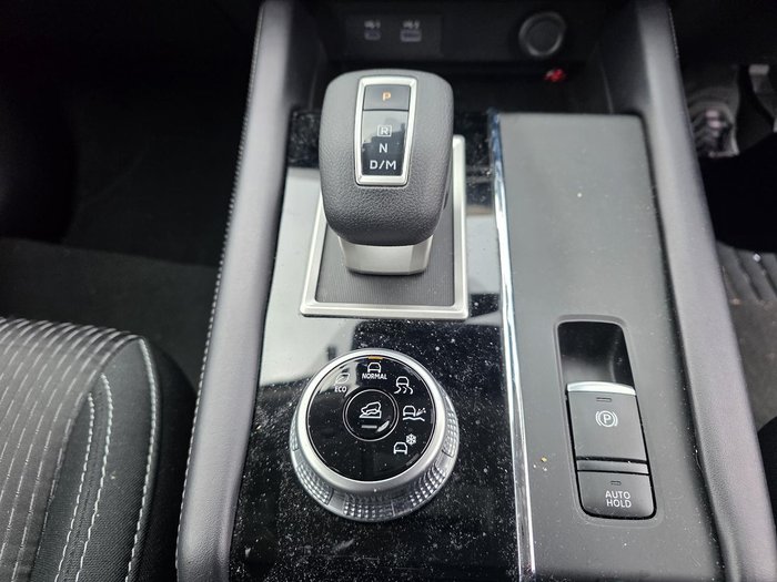 2023 Mitsubishi Outlander ES