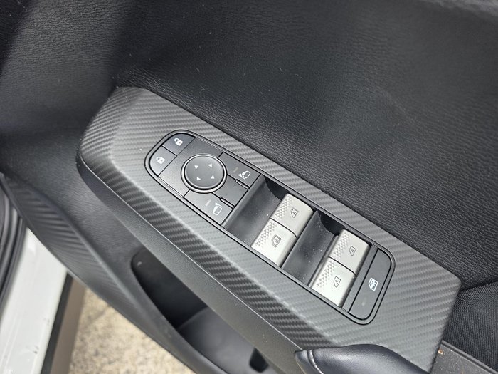2023 Mitsubishi Outlander ES