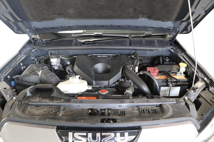 2022 Isuzu MU-X LS-T