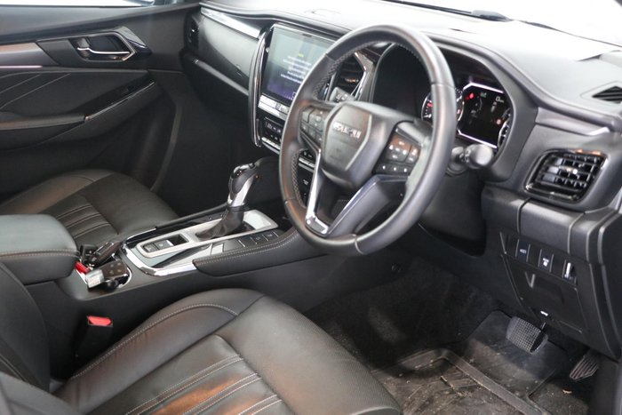 2022 Isuzu MU-X LS-T