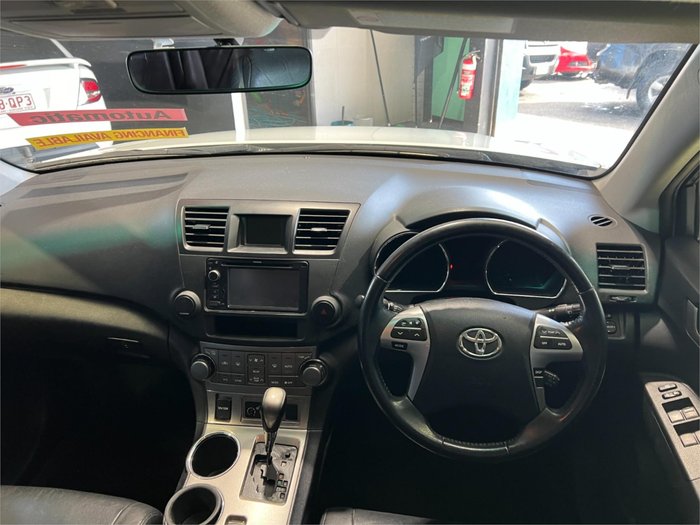 2013 Toyota Kluger