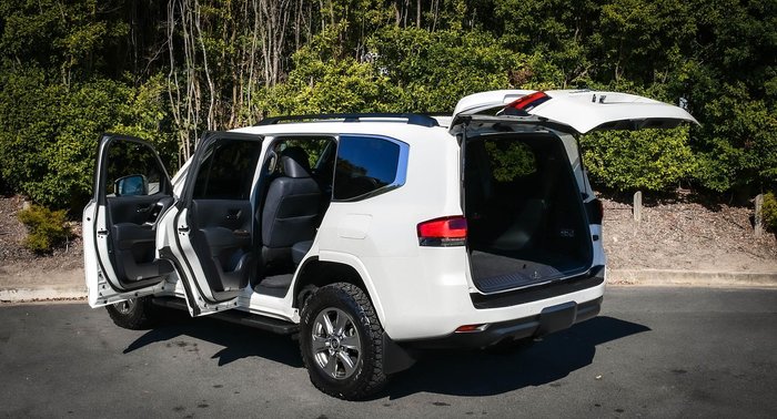 2022 Toyota Landcruiser VX