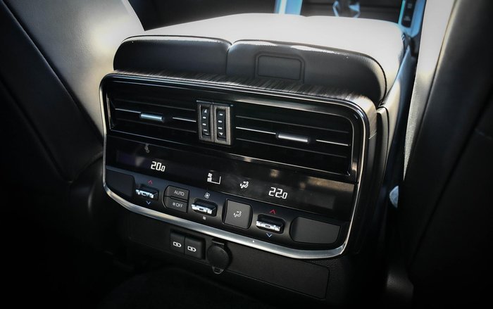 2022 Toyota Landcruiser VX
