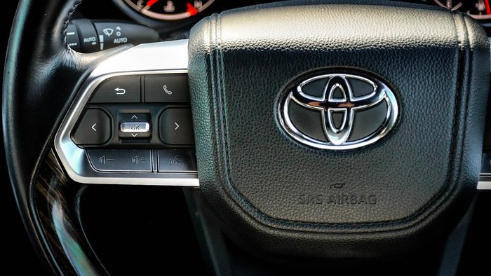 2022 Toyota Landcruiser VX