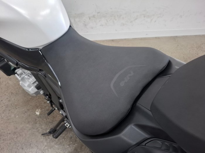 2025 CFMOTO 2025 CF Moto 650CC 675NK ABS ?