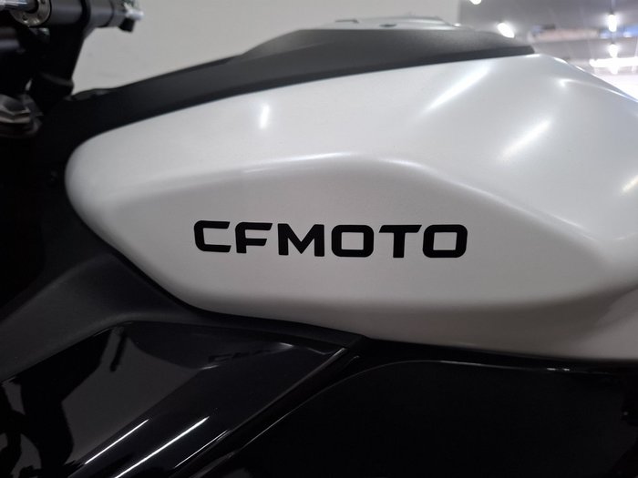2025 CFMOTO 2025 CF Moto 650CC 675NK ABS ?