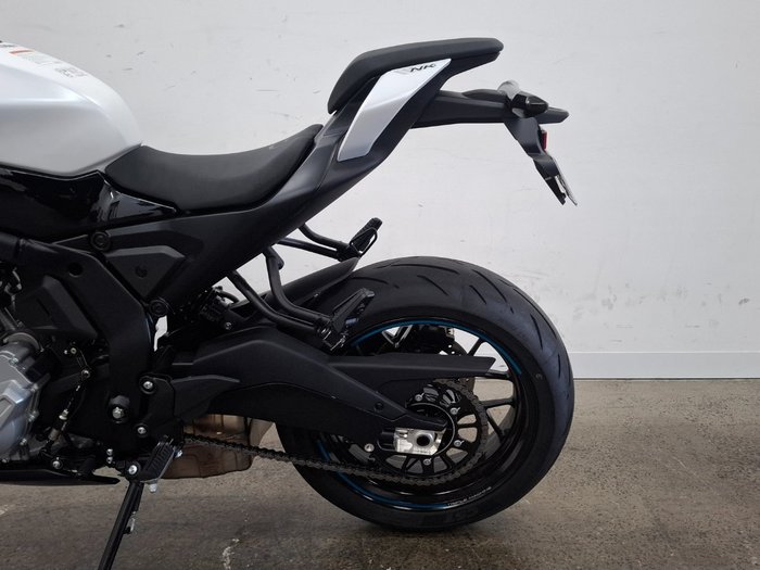 2025 CFMOTO 2025 CF Moto 650CC 675NK ABS ?