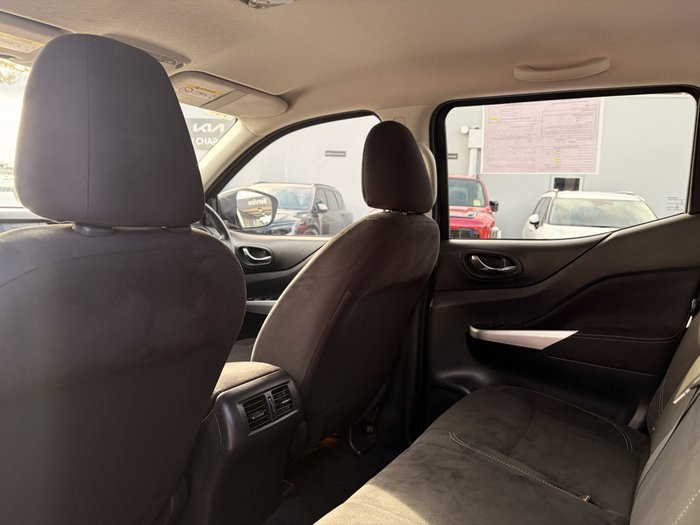 2018 Nissan Navara ST