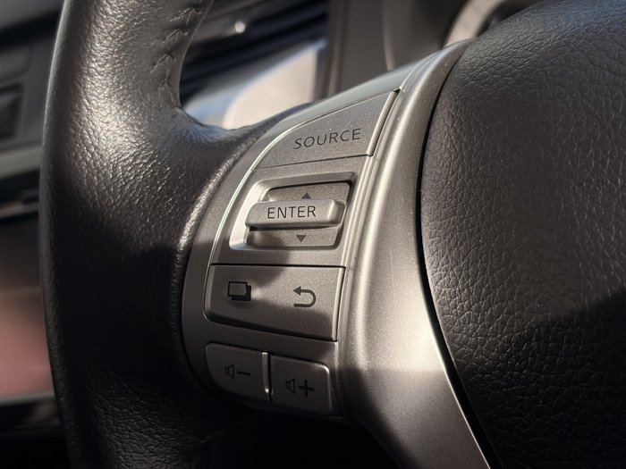 2018 Nissan Navara ST