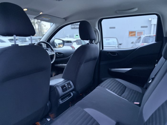 2022 Nissan Navara SL Warrior
