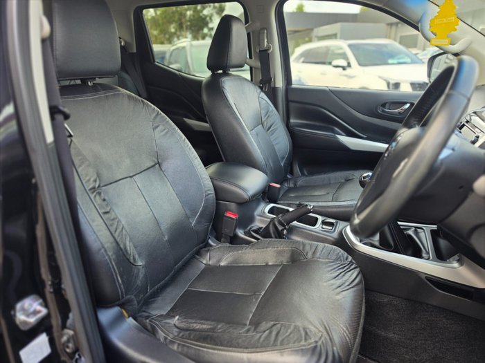 2016 Nissan Navara ST-X