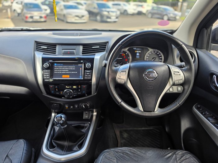 2016 Nissan Navara ST-X
