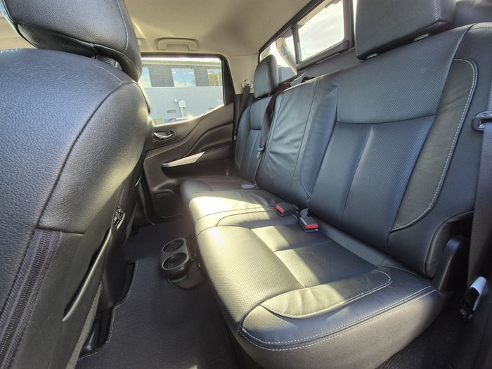 2015 Nissan Navara ST-X