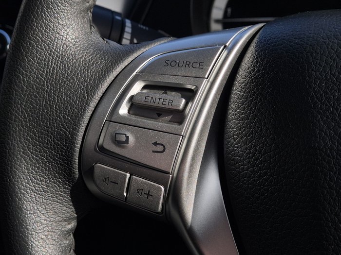 2015 Nissan Navara ST-X