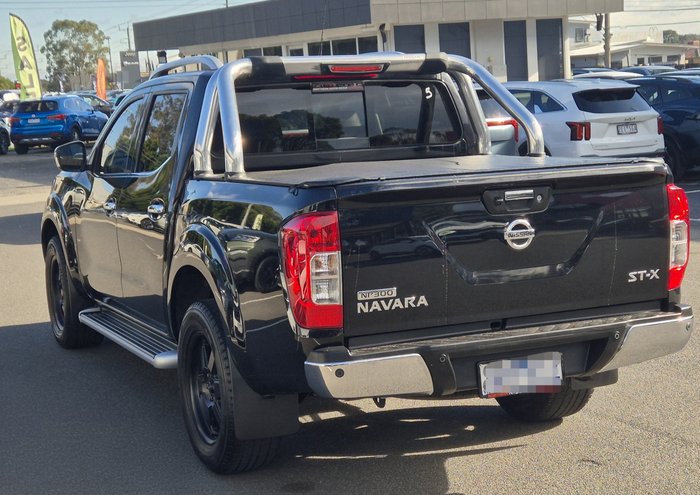 2015 Nissan Navara ST-X