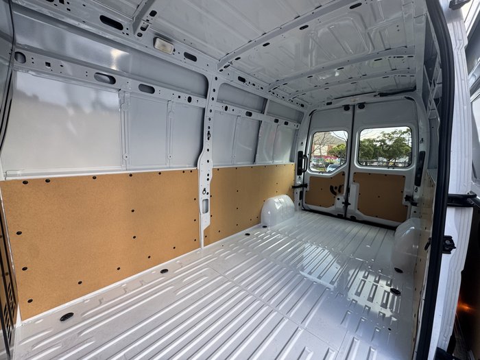 2024 Renault Master Pro 110kW X62 Phase 2 MY25 Mineral White