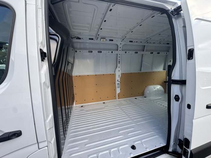 2024 Renault Master Pro 110kW X62 Phase 2 MY25 Mineral White