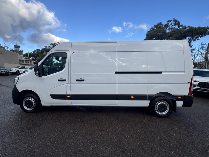 2024 Renault Master Pro 110kW