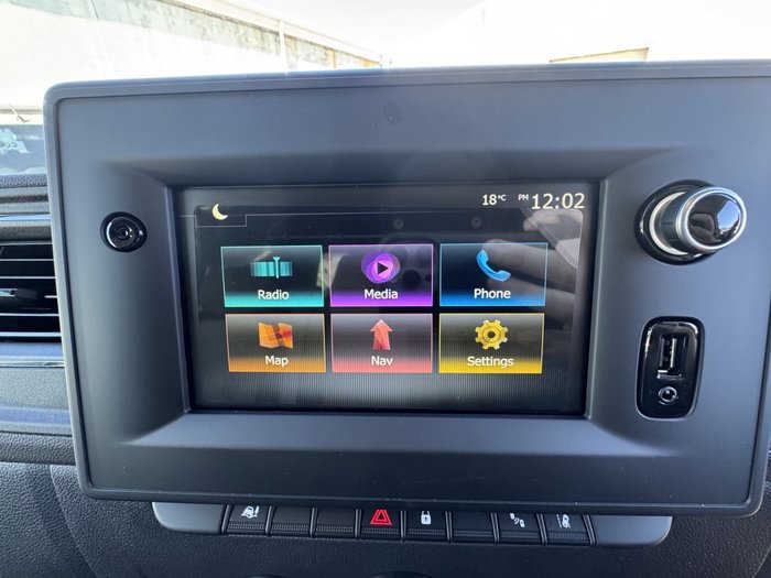 2024 Renault Master Pro 110kW X62 Phase 2 MY25 Mineral White