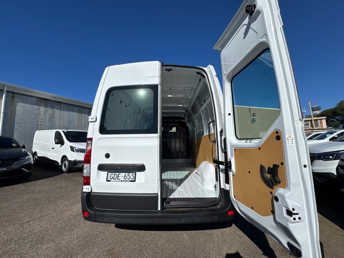 2024 Renault Master Pro 110kW X62 Phase 2 MY25 Mineral White