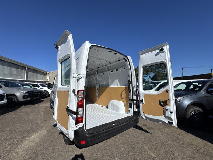 2024 Renault Master Pro 110kW X62 Phase 2 MY25 Mineral White