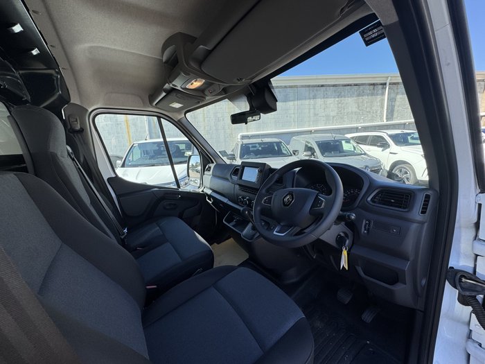 2024 Renault Master Pro 110kW X62 Phase 2 MY25 Mineral White