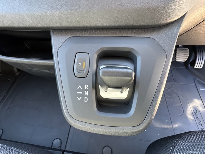 2025 Renault Trafic Pro X82 MY26 Glacier White