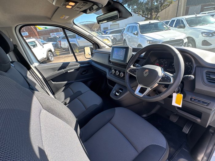 2025 Renault Trafic Pro X82 MY26 Glacier White