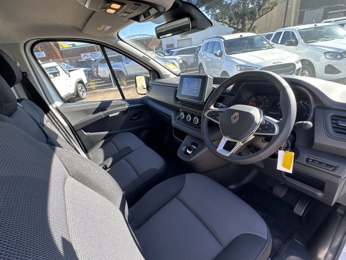 2025 Renault Trafic Pro X82 MY26 Glacier White