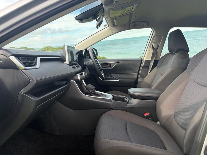 2024 Toyota RAV4 GX