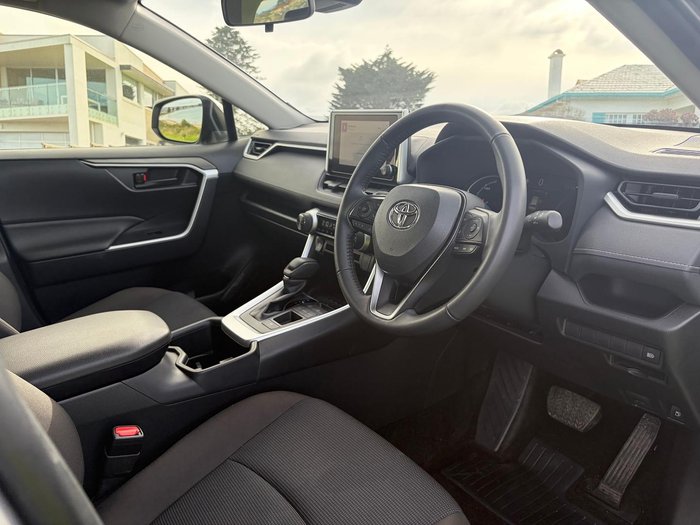2024 Toyota RAV4 GX