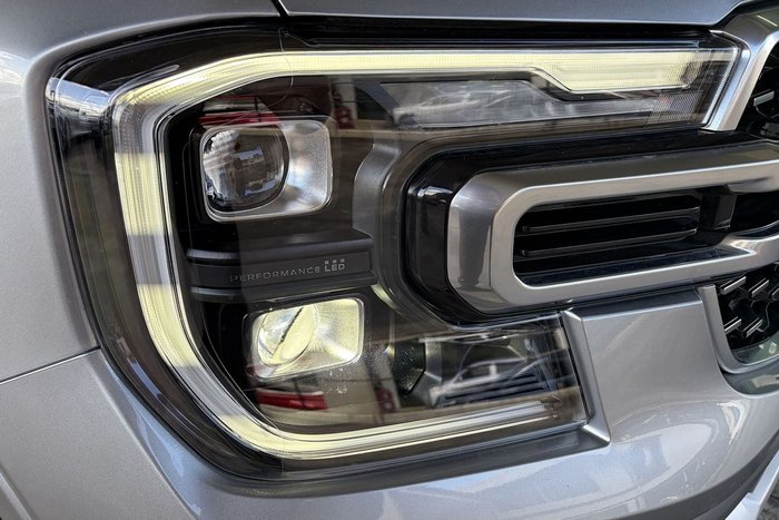 2025 Ford Everest Platinum