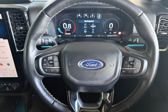 2025 Ford Everest Platinum