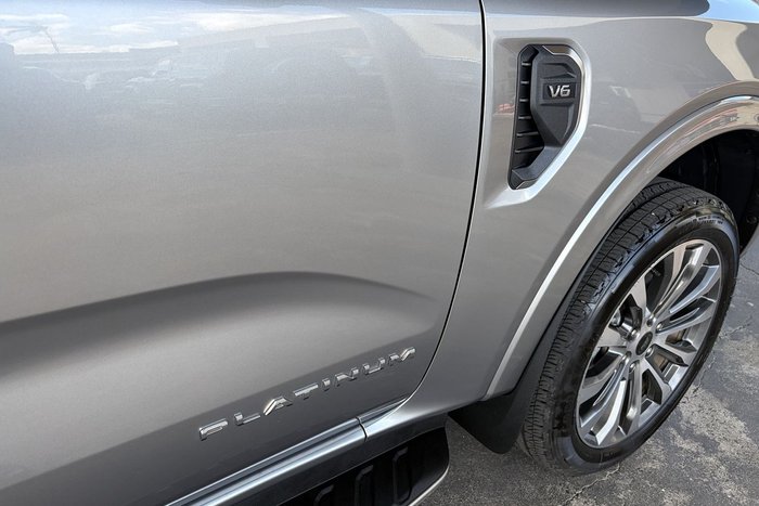 2025 Ford Everest Platinum