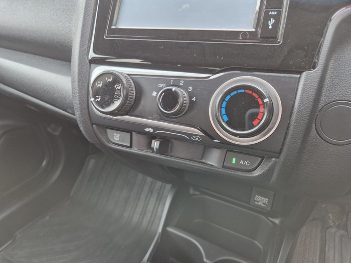 2017 Honda Jazz VTi